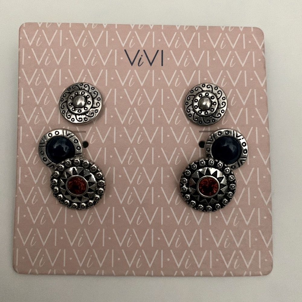 ViVI Pierced Earrings set of 3
